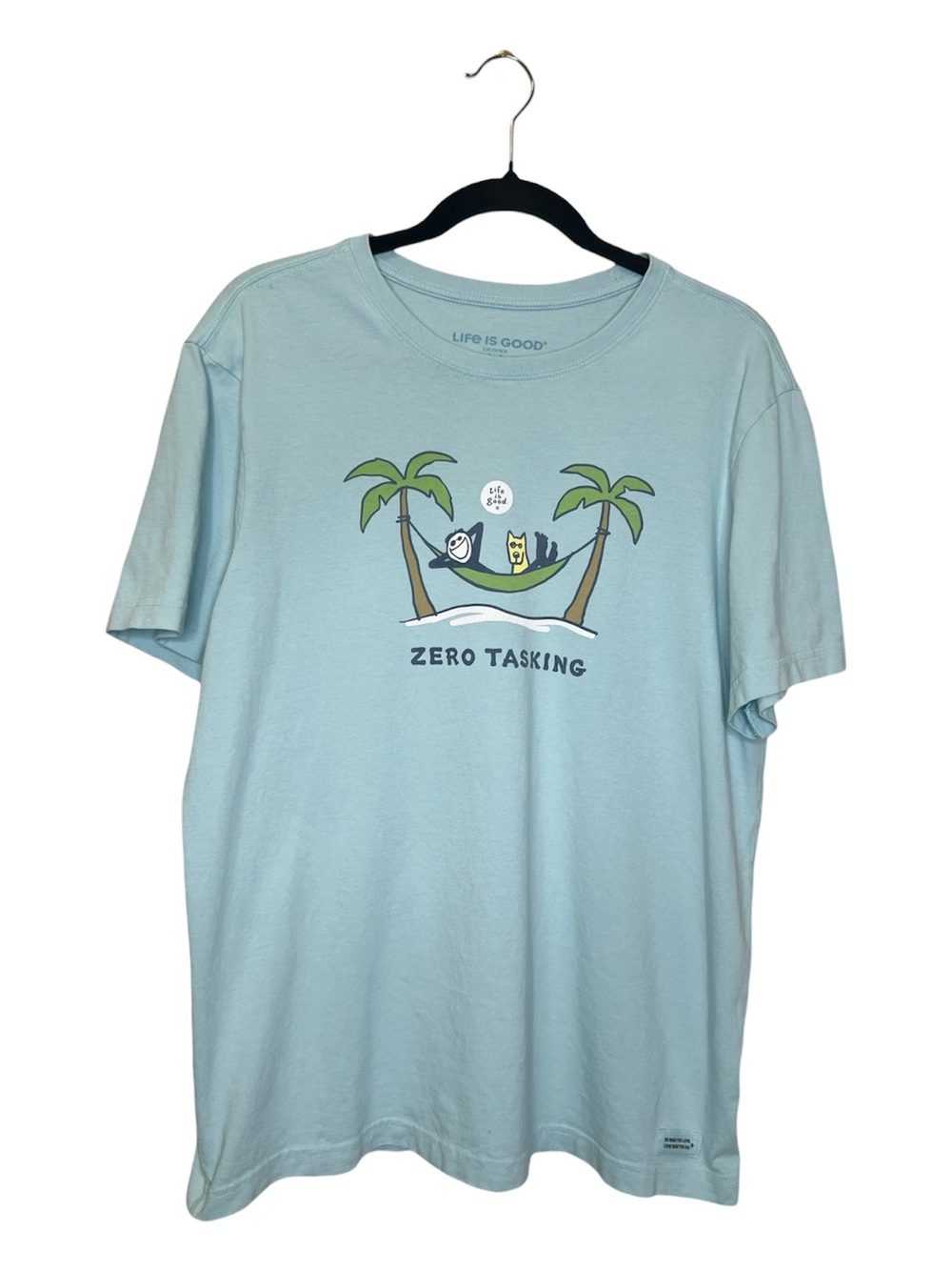 LIFE IS GOOD Zero Tasking Man with Dog Crusher Crew Neck Tee size Medium